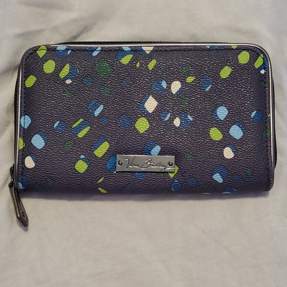 VERA BRADLEY zip wallet
